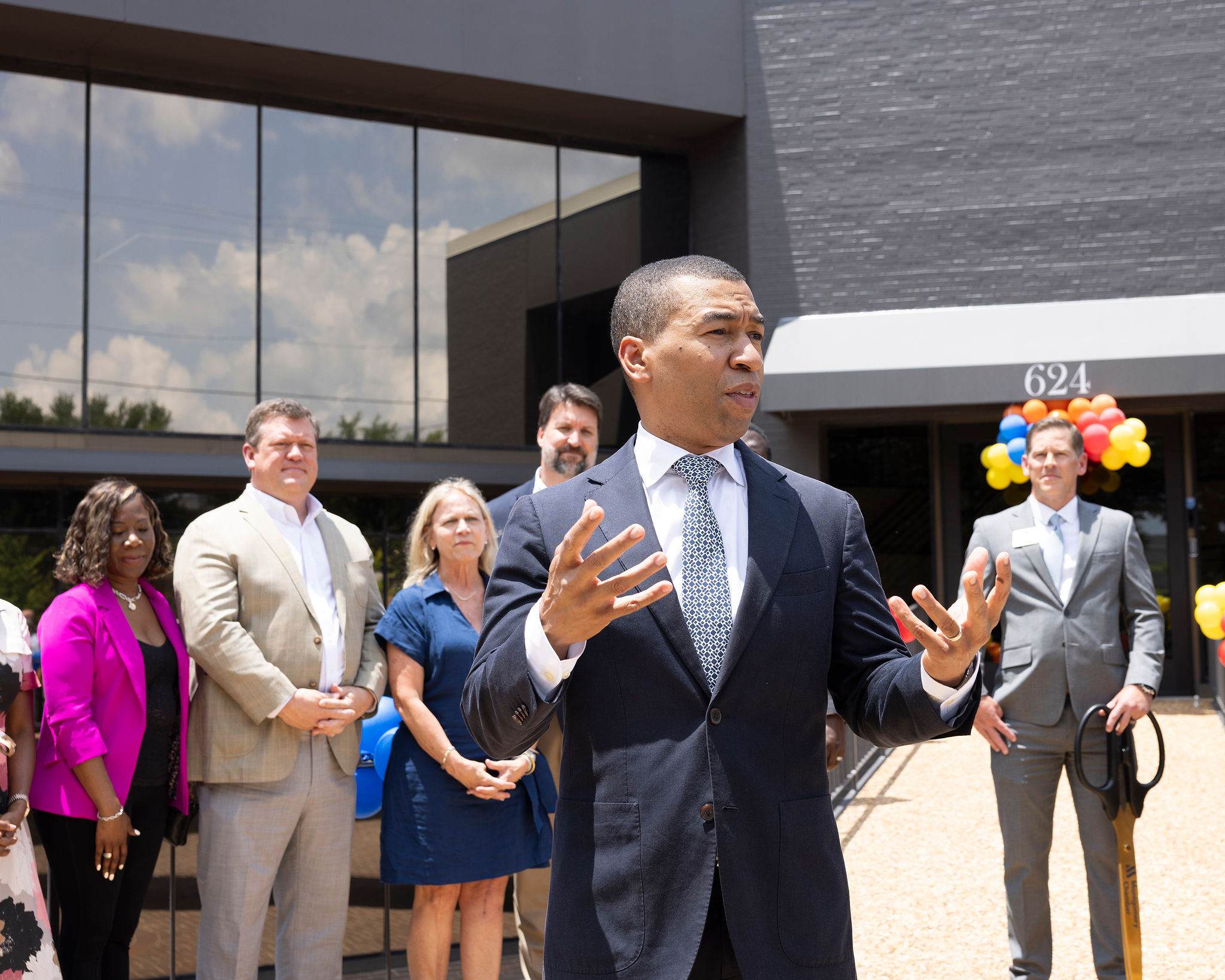 Mayor Steven Reed speaks to crowd